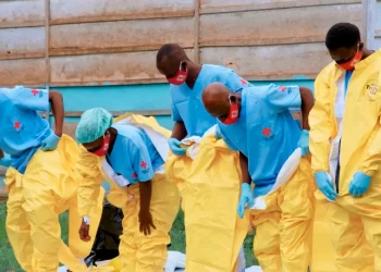 Ebola : l’OMS alerte sur une épidémie en expansion rapide en Afrique centrale