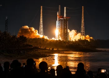 Starlink, Spacesail et l’Afrique spectatrice : qui contrôlera notre ciel numérique ?